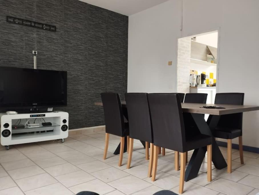 Appartement Agreable Maison Avec Parking Gratuit à Amiens Extérieur photo