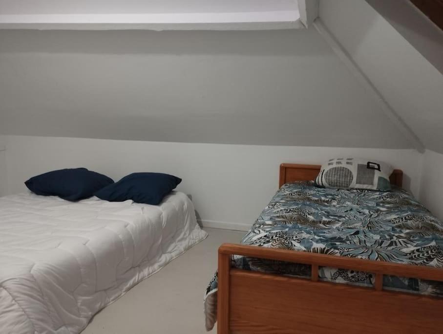 Appartement Agreable Maison Avec Parking Gratuit à Amiens Extérieur photo